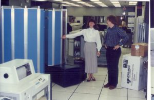 Gloria Shlanger Nowicki Great pic. That’s Ron Kerry and me.🙂 I was the Cray software analyst on site . That picture is from the General Motors Tech Center newspaper